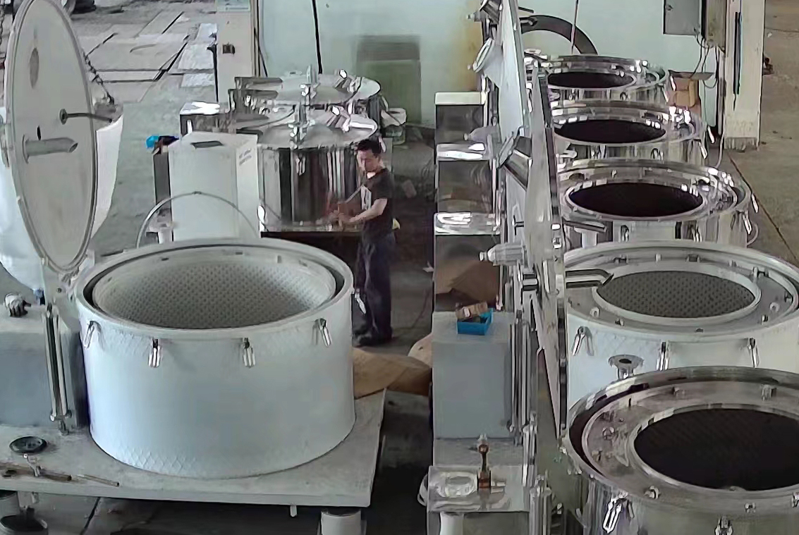 吊袋離心機(jī)多少錢一臺 顏值和功能實(shí)用性哪個(gè)更值錢