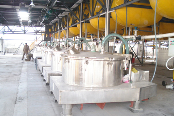 PSD平板吊袋離心機使用現(xiàn)場